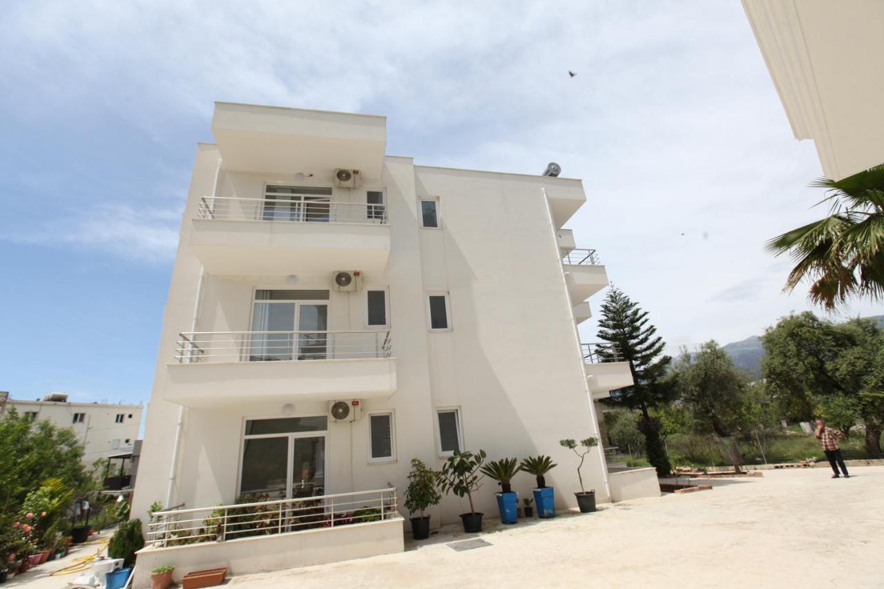 The Sunny Side Apartman Himara Kültér fotó