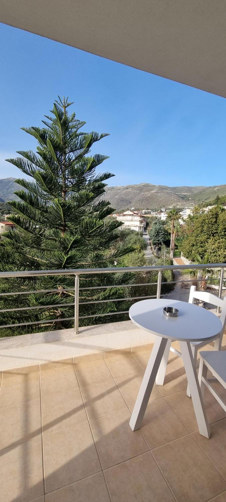 The Sunny Side Apartman Himara Kültér fotó