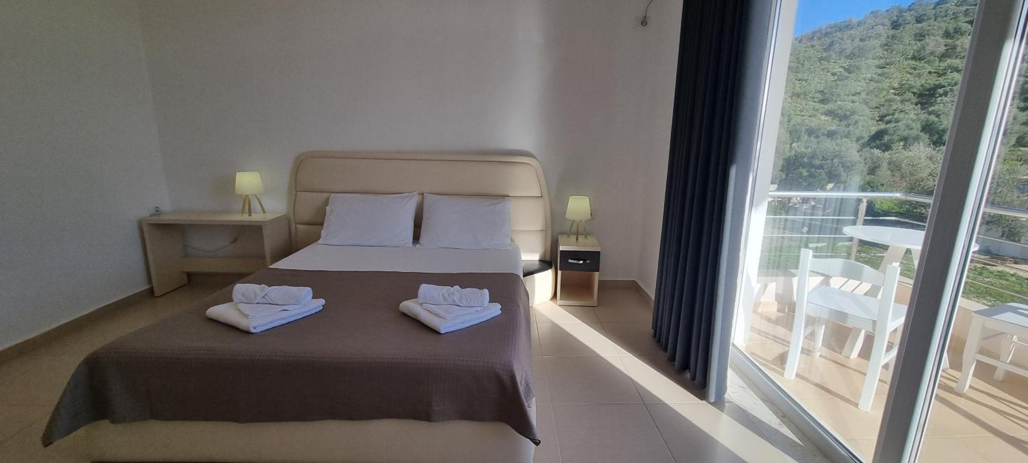 The Sunny Side Apartman Himara Kültér fotó
