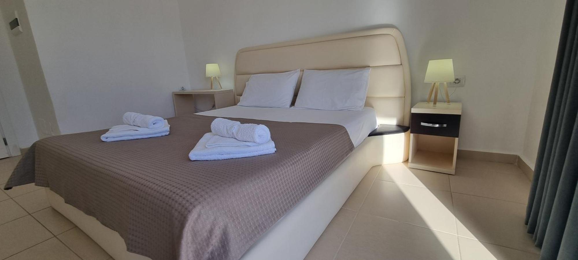 The Sunny Side Apartman Himara Kültér fotó