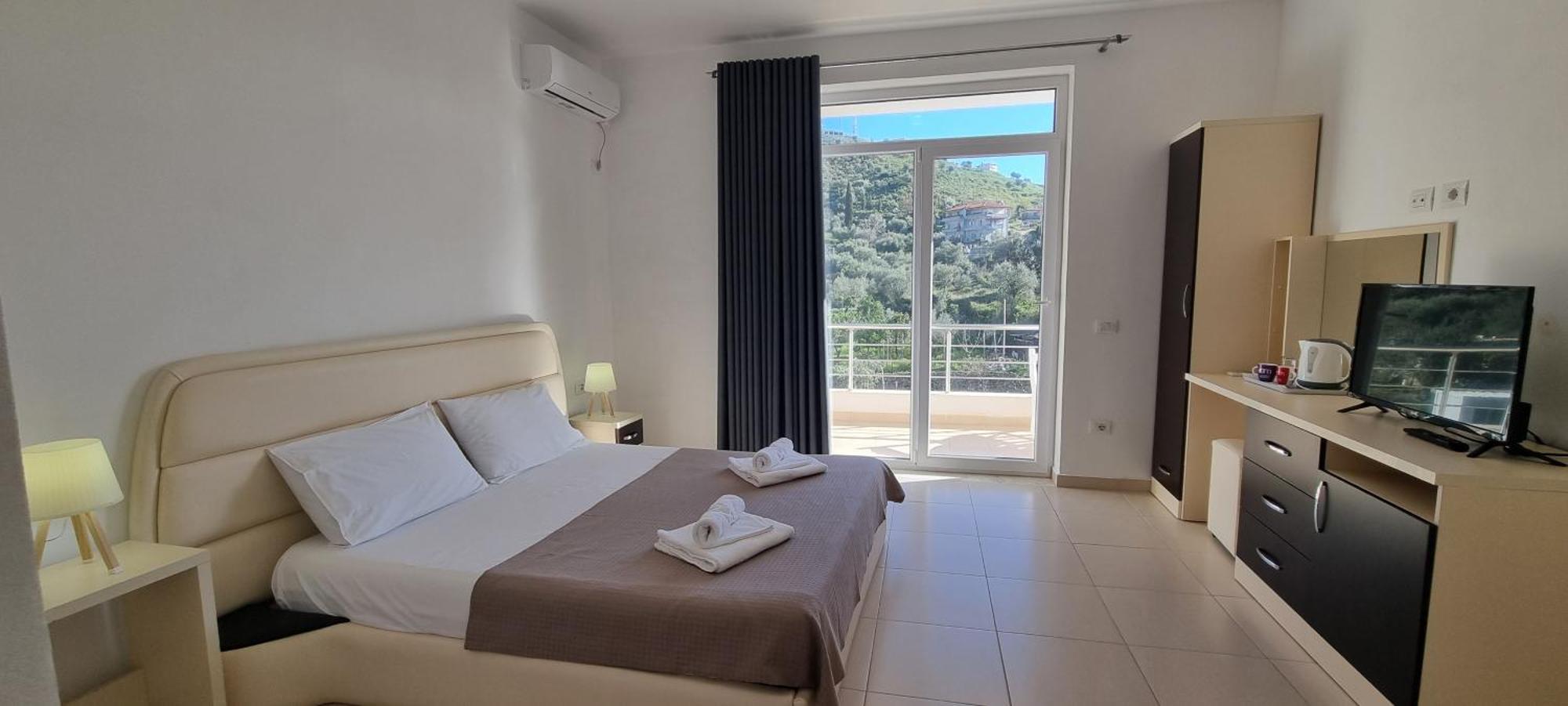 The Sunny Side Apartman Himara Kültér fotó