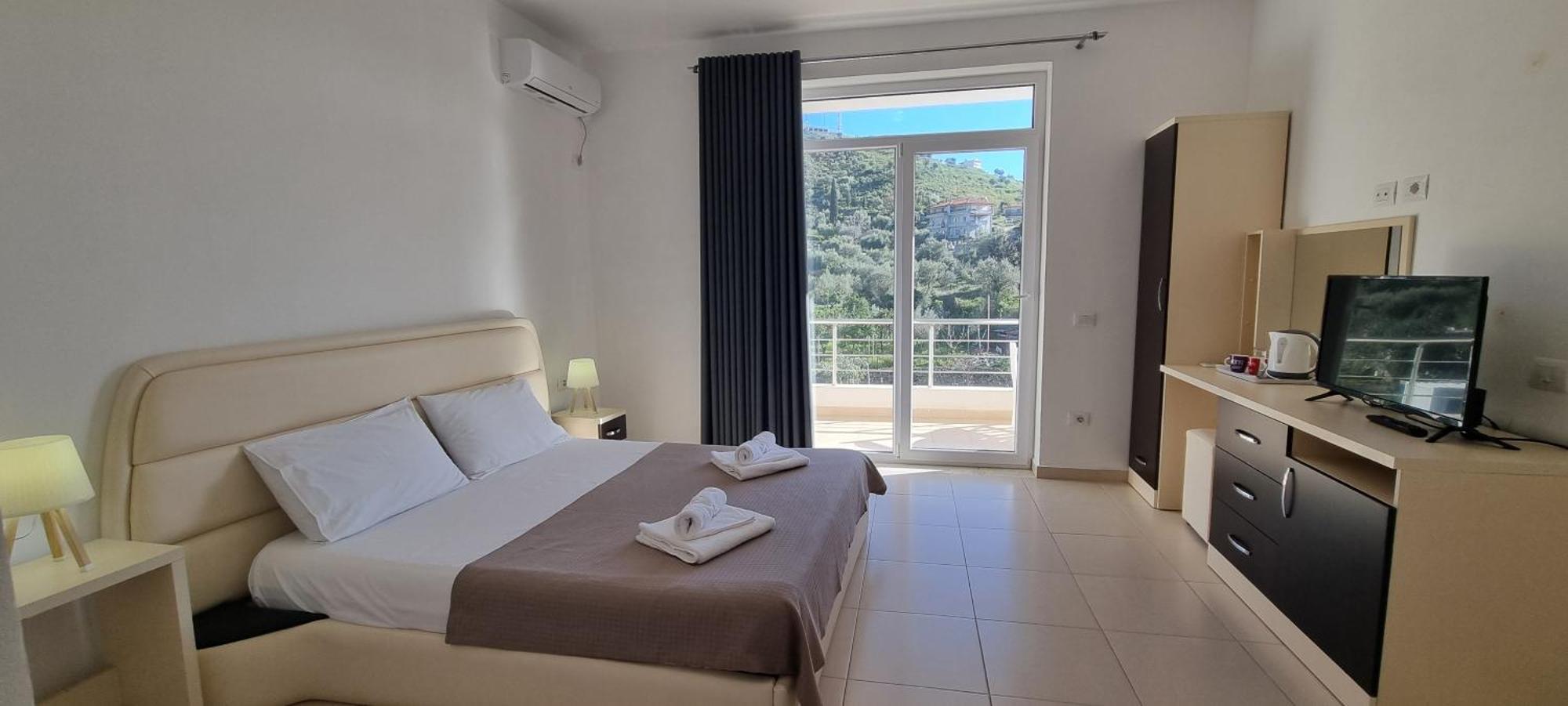 The Sunny Side Apartman Himara Kültér fotó