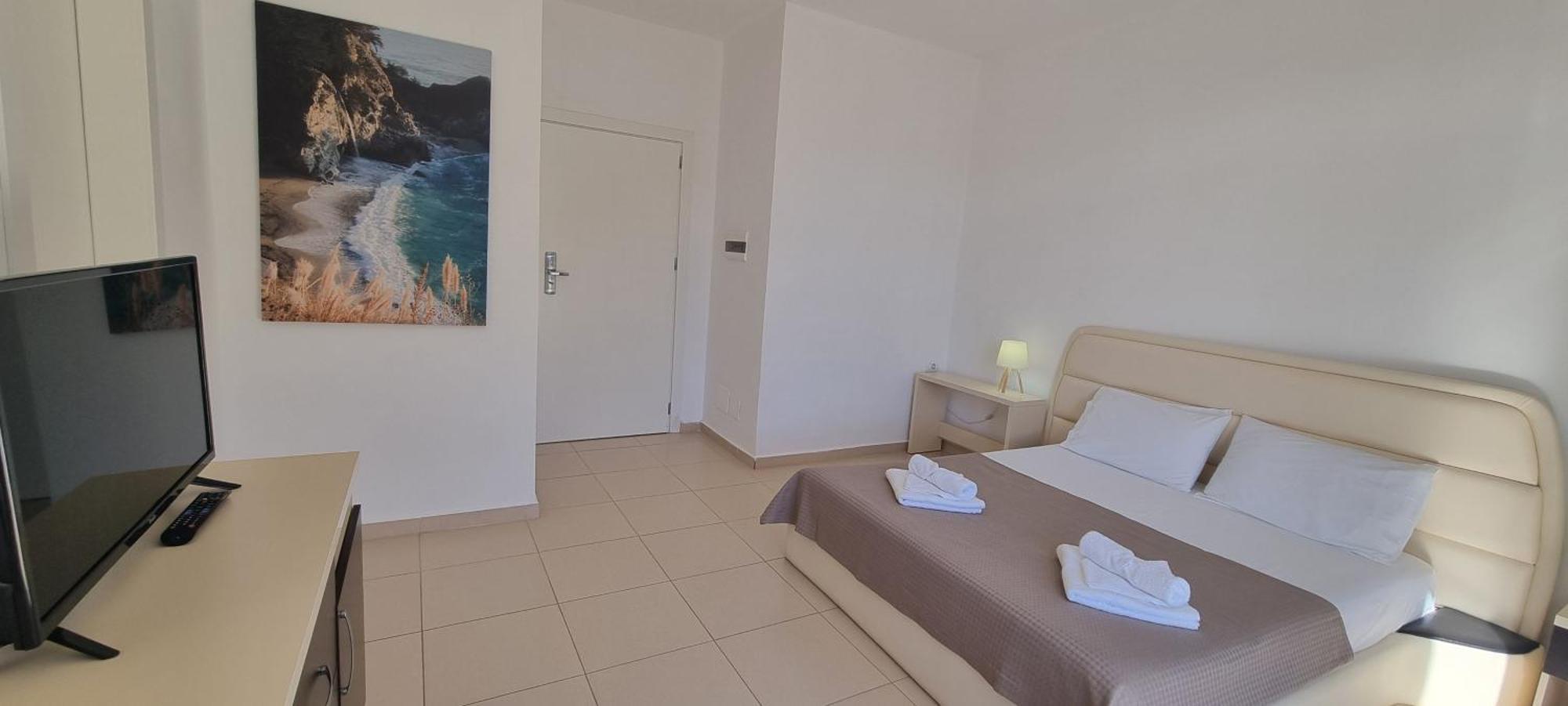 The Sunny Side Apartman Himara Kültér fotó