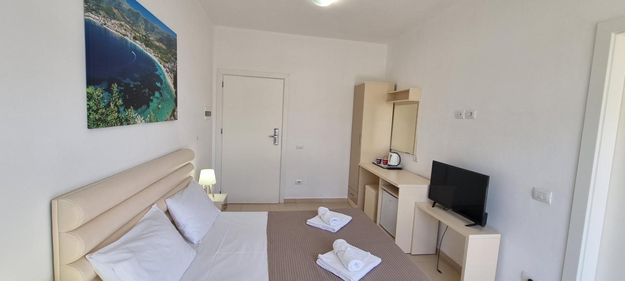 The Sunny Side Apartman Himara Kültér fotó