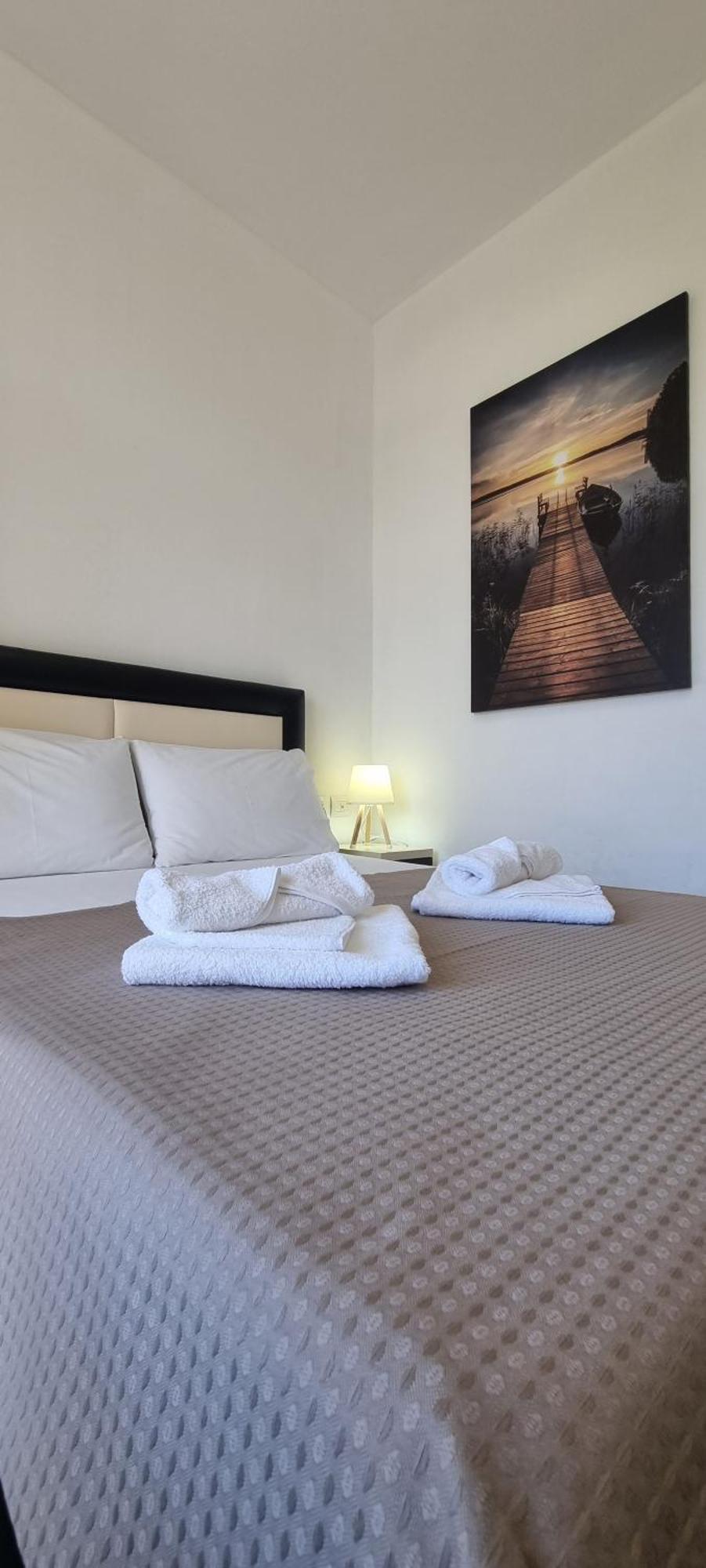 The Sunny Side Apartman Himara Kültér fotó