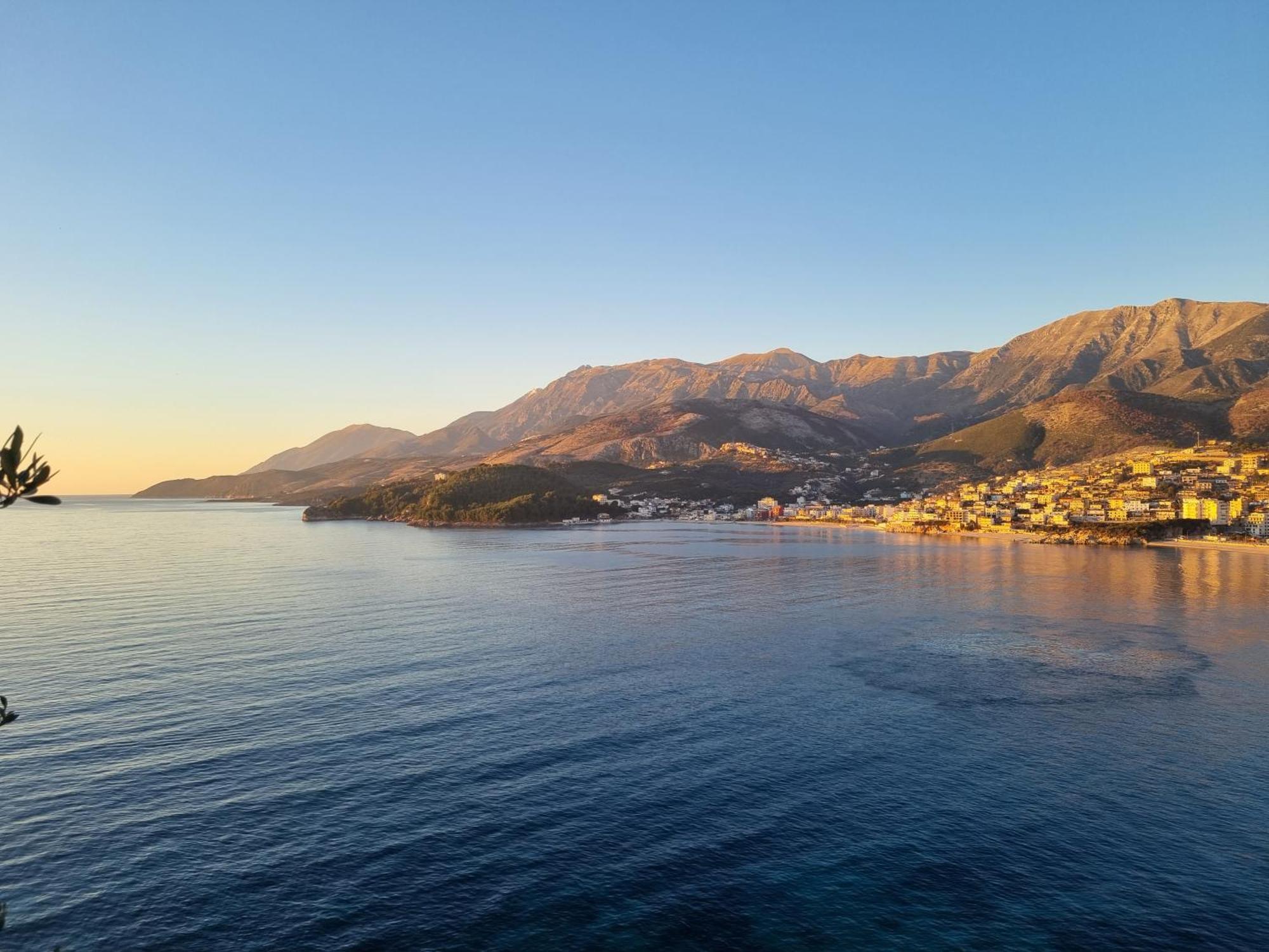 The Sunny Side Apartman Himara Kültér fotó